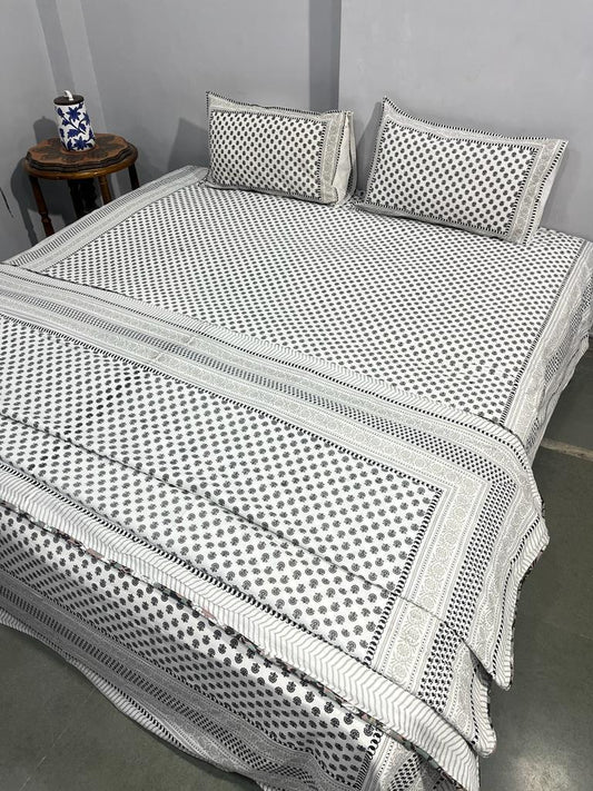 Midnight Bloom Cotton Bedsheet & Dohar Combo Set