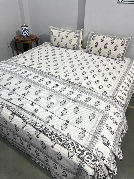 Black& White Bloom Cotton Bedsheet & Dohar Combo Set